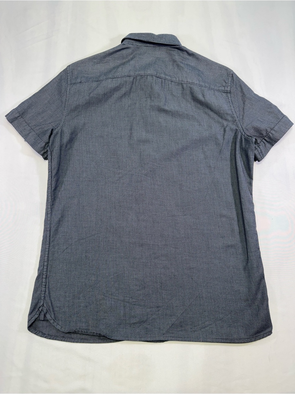 Perry Ellis Men's Short Sleeve Button-Down Shirt in Charcoal Gray - Picture 7 of 9